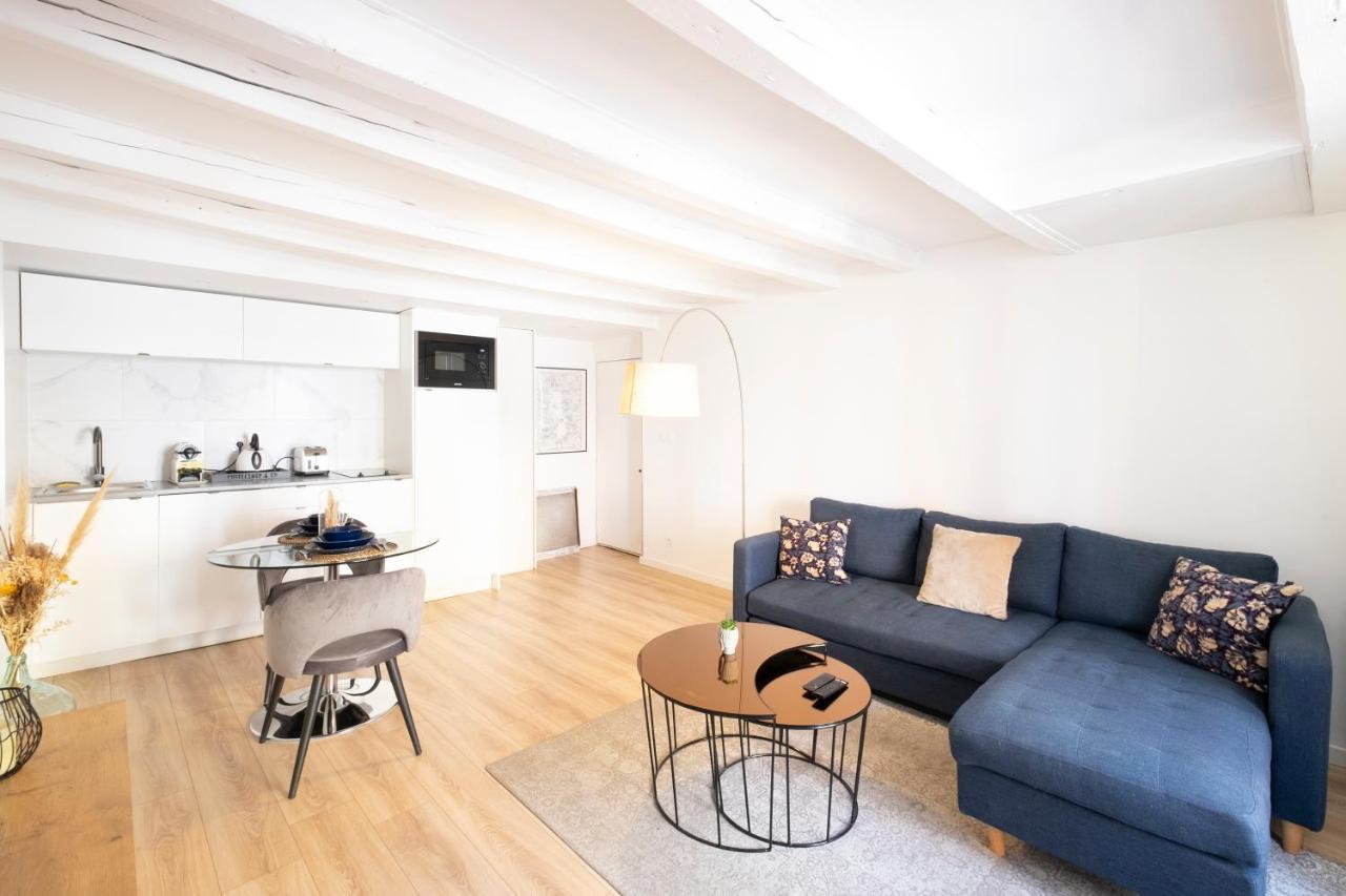 Petit Cocon Au Centre D'Annecy Apartment Екстериор снимка