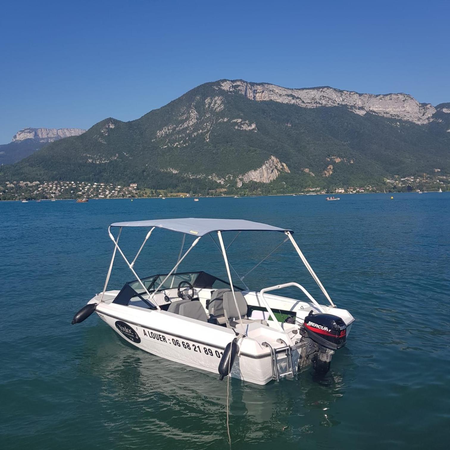 Petit Cocon Au Centre D'Annecy Apartment Екстериор снимка